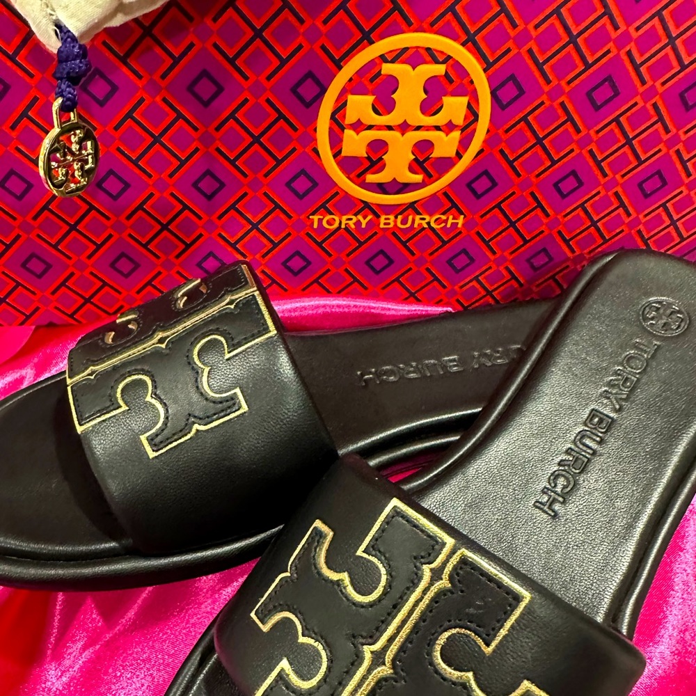 TORY BURCH  US SIZE 8.5  Original Box/Dust Ruffle PERFECT BLACK / GOLD